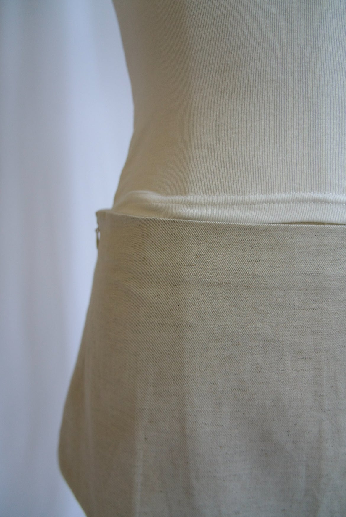 Madrid Curve Linen Cotton Mini Skirt